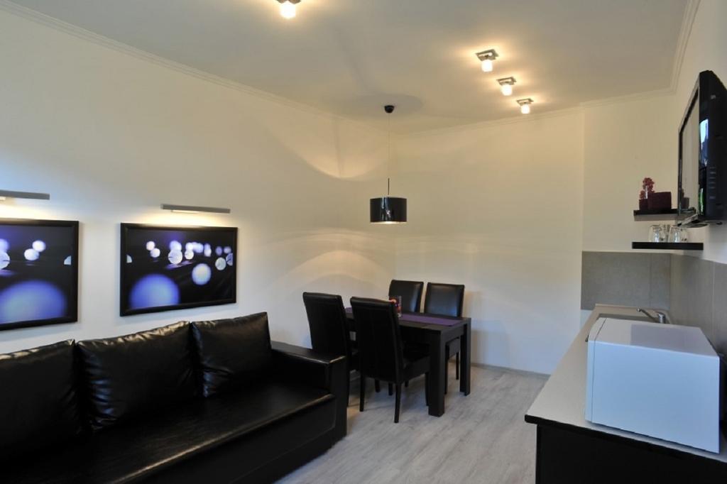 Apartments On Nalivayka Лвив Стая снимка